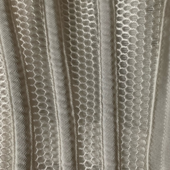 White Corset 💕❤️🤩 - Picture 4 of 8